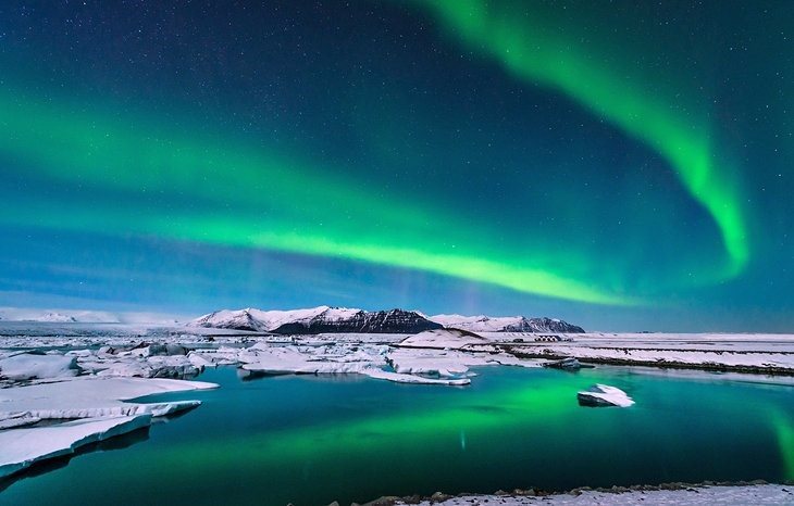 شفق های قطبی ایسلند.